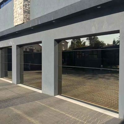 Porte di garage elettriche sezionali a vista completa Porte di garage in vetro in alluminio campione disponibile